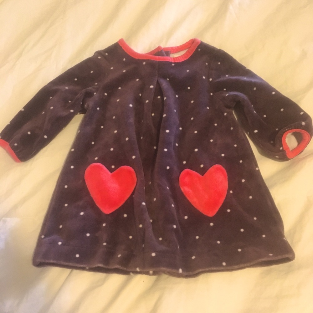 Baby Boden dress with polka dots and heart pockets. 0-3 mths